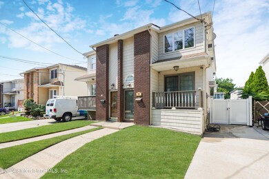 24 Heinz Ave, Staten Island, NY 10308 - photo 2