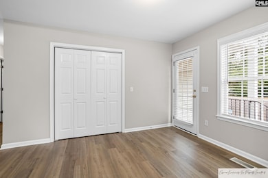 4005 Hickory St, Columbia, SC 29205 - photo 6