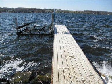 Waterfront/Dock/Pier