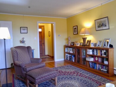 33 Fisher St, Amherst, MA 01002 - photo 7