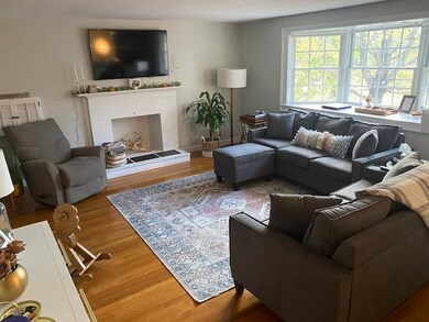 16 Warwick Rd, Franklin, MA 02038 - photo 2