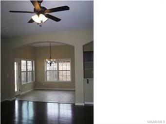 Very open breakfast room with lots of windows