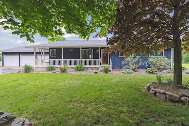 03-303-E-XY-Ave-Vicksburg-MI-49097-Windo