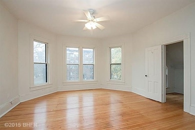 1052 26th St, Des Moines, IA 50311 - photo 2