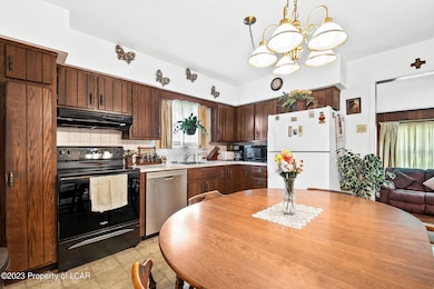 550 Woodlawn Ave, Mountain Top, PA 18707 - photo 7