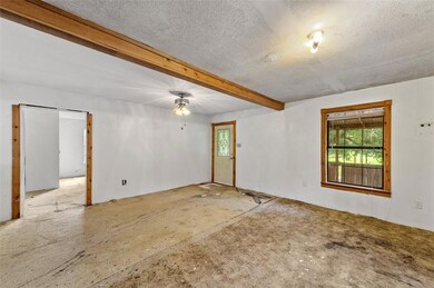 326 Warnick Ct, Granbury, TX 76049 - photo 3