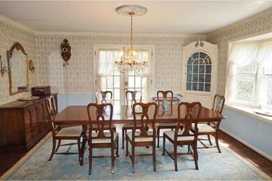 699 N Valley Rd, Paoli, PA 19301 - photo 3