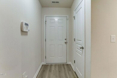 Stratford Lakes Dr 230-003