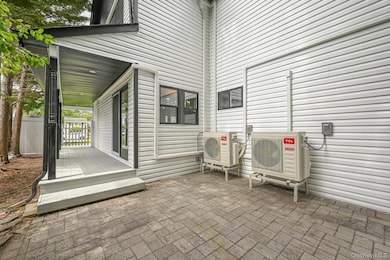 47 Yuma Ln, East Islip, NY 11730 - photo 7