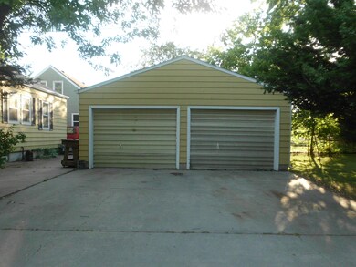 Detached Double+ Garage
