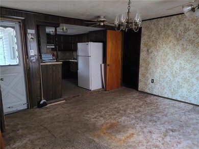 222 Bowe St, Tamaqua, PA 18252 - photo 3