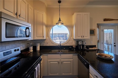 127 Highway 22 E unit S-20, Madisonville, LA 70447 - photo 5