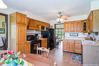 1554 Trusler Cir, Oregon, WI 53575 - photo 7