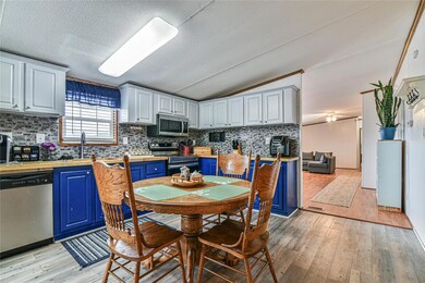 22 Frank Lawson Ln, Leicester, NC 28748 - photo 3