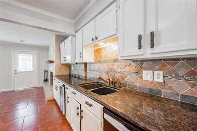 10307 Briar Forest Dr unit 34, Houston, TX 77042 - photo 7