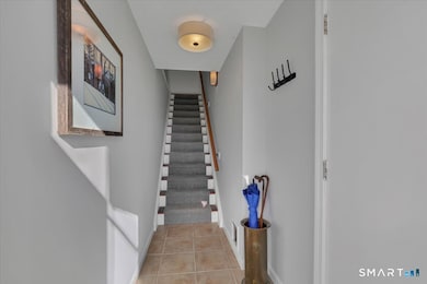 1001 Old Colony Rd unit 4-1, Meriden, CT 06451 - photo 3