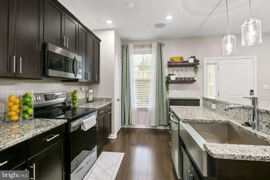 418 Woodcrest Dr SE unit 418A, Washington, DC 20032 - photo 4