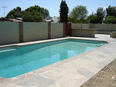 3811 W Barnes Ln unit 4, Phoenix, AZ 85051 - photo 2