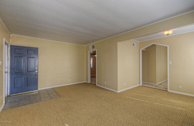 2021 N 16th Ave Phoenix AZ-large-003-8-L
