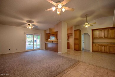 5 Kitchen  933 N Ramada Mesa 85205