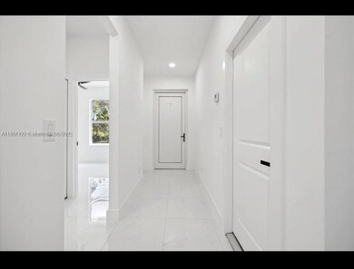 538 Brue Ave S, Lehigh Acres, FL 33974 - photo 2