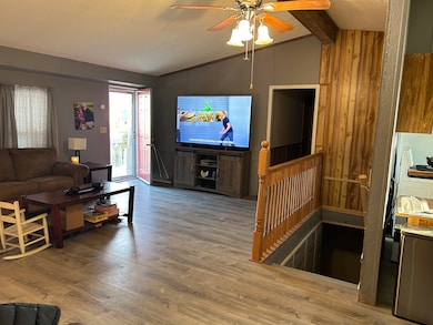 630 Cherokee Dr, Colby, KS 67701 - photo 3