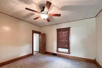 304 Country St, Walnut, IA 51577 - photo 5