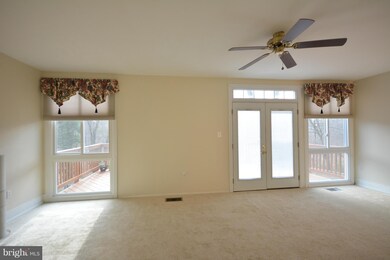 12718 Torrington St, Woodbridge, VA 22192 - photo 7
