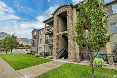 281 W 650 N unit C, Centerville, UT 84014 - photo 2
