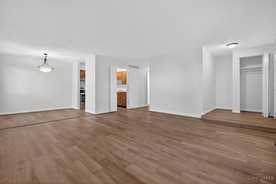 6355 Corbly Rd, Cincinnati, OH 45230 - photo 6