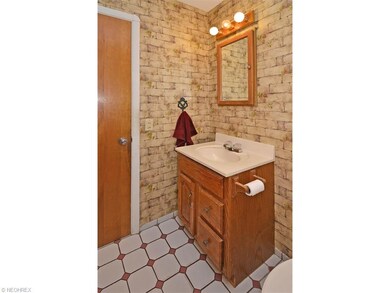 Half bath conveniently located off the kitchen