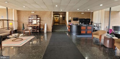 Elmont Condominium unit 505, Baltimore, MD 21215 - photo 4