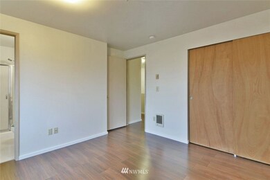 10 E Casino Rd unit B8, Everett, WA 98208 - photo 7