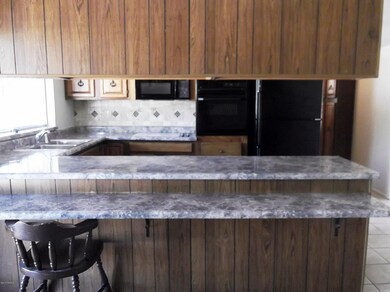 Kitchen Eating Area