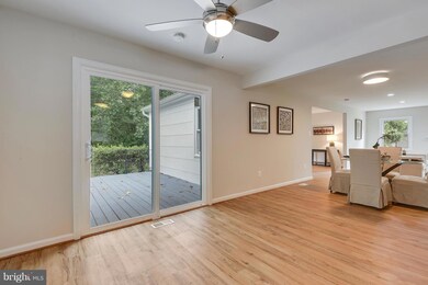 15807 Plainview Ln, Bowie, MD 20716 - photo 4