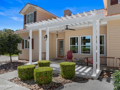 2225 Ted Moore Rd, Dandridge, TN 37725 - photo 5