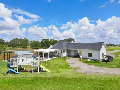 2485 County Road 203, East Bernard, TX 77435 - photo 3