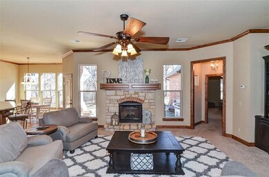 Gas Fireplace - 14452 Bella Terra Way - Edmond OK 