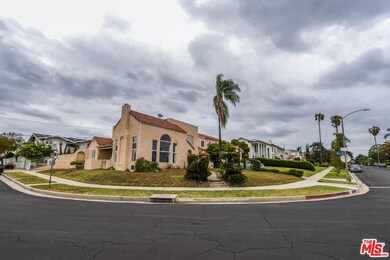 2233 Wellington Rd, Los Angeles, CA 90016 - photo 2