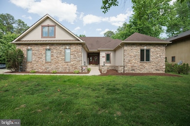 14785 Mohawk Dr, Swan Point, MD 20645 - photo 2