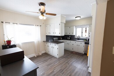 16 Oliver St, North Dartmouth, MA 02747 - photo 6