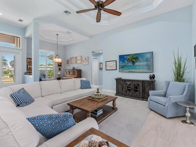 811-manor-terr-marco-island-fl-34145-liv