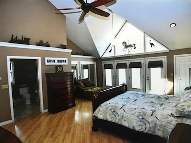 37 Wakefield Ave, Webster, MA 01570 - photo 5