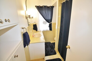 2122 Spansail Dr, Niles, MI 49120 - photo 5