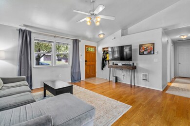 2022_06_01_60990_honkers_ln_bend-7
