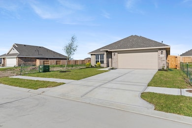 2287 Emerald Lake Trail, Dayton, TX 77535 - photo 2