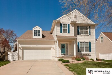 2208 S River Rock Dr, Papillion, NE 68046 - photo 2