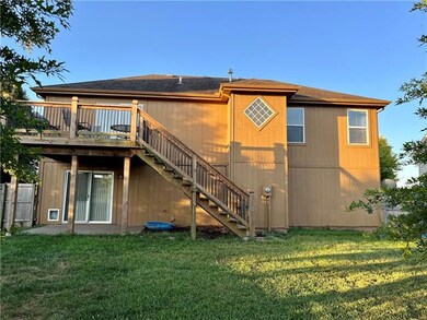 1016 Country Ln, Raymore, MO 64083 - photo 4