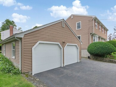 6 Manor Rd, Waltham, MA 02453 - photo 2