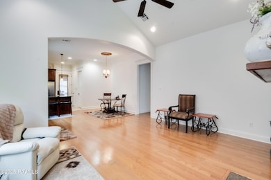 6-web-or-mls-115 Palm Springs Ave-6